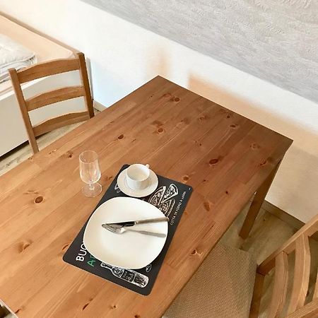 Apartment Topp Adult Only ชิลลิคช์ ภายนอก รูปภาพ