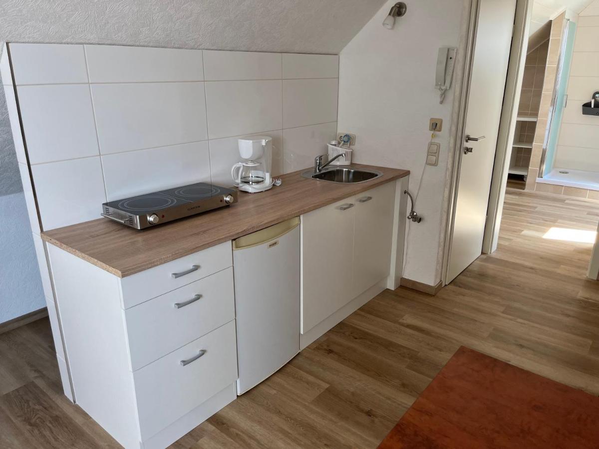 Apartment Topp Adult Only ชิลลิคช์ ภายนอก รูปภาพ